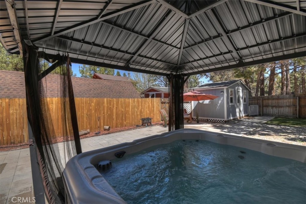 737 E Mountain View Property Photo 32