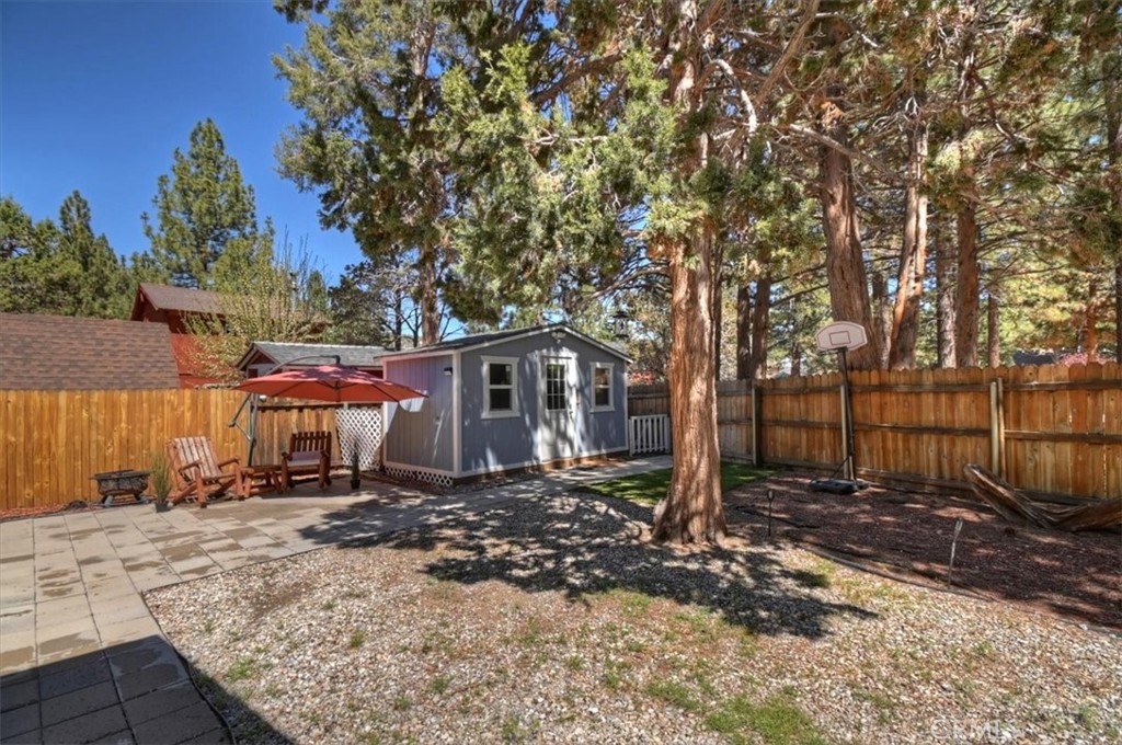 737 E Mountain View Property Photo 41