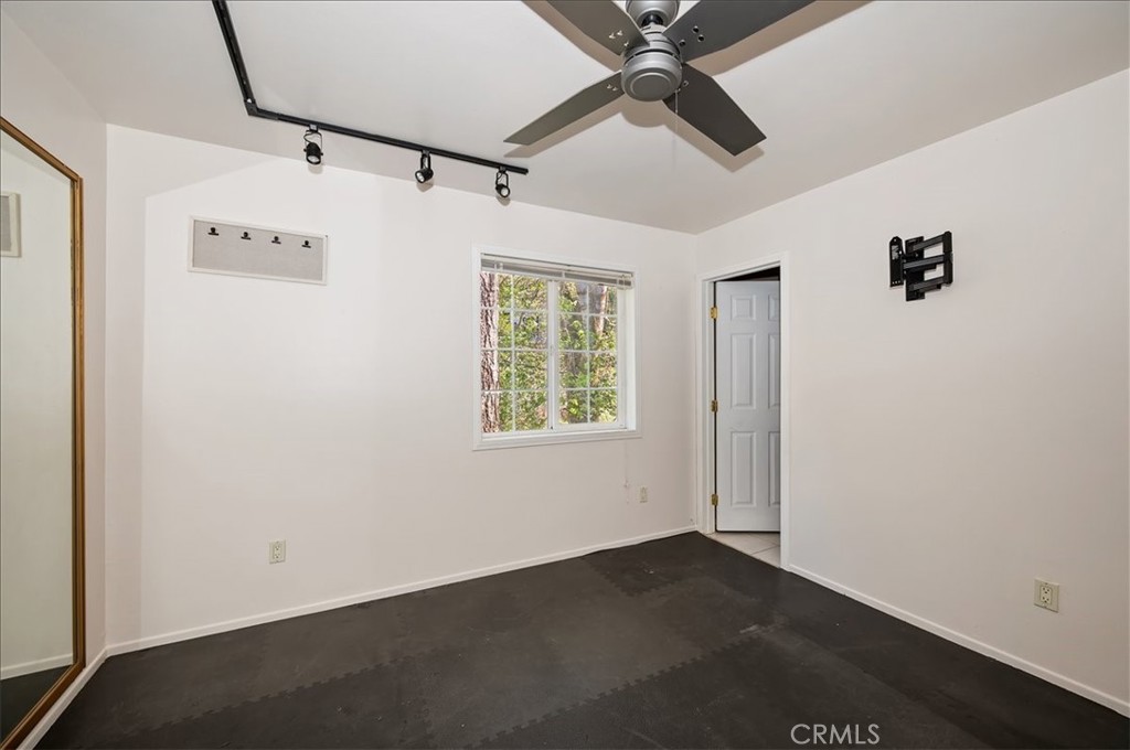 495 Zuger Court Property Photo 43
