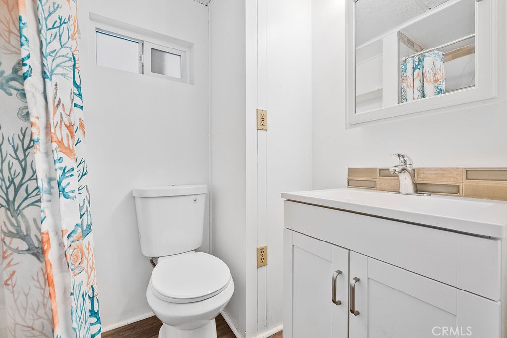 842 Acorn Property Photo 17