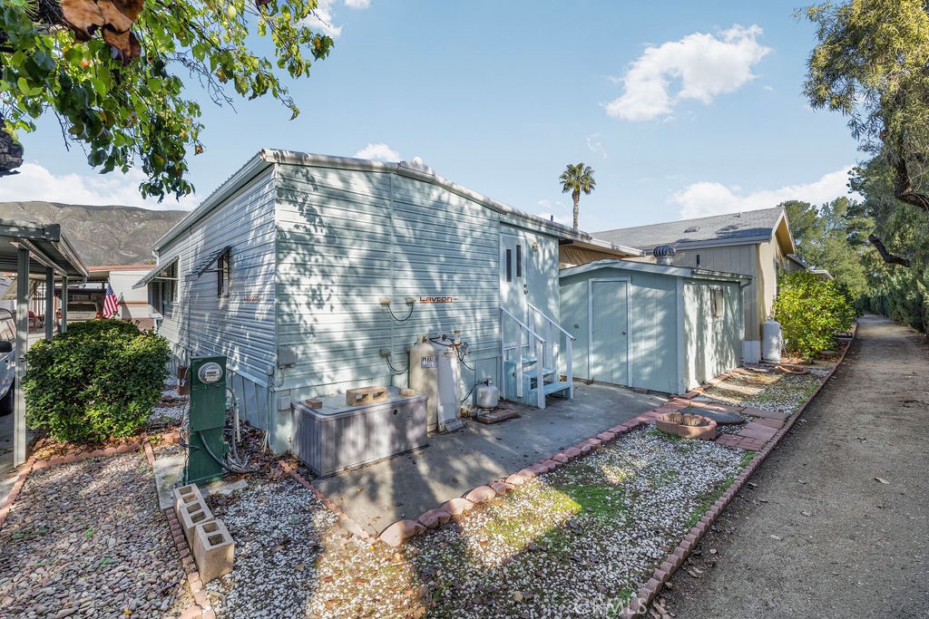 842 Acorn Property Photo 24
