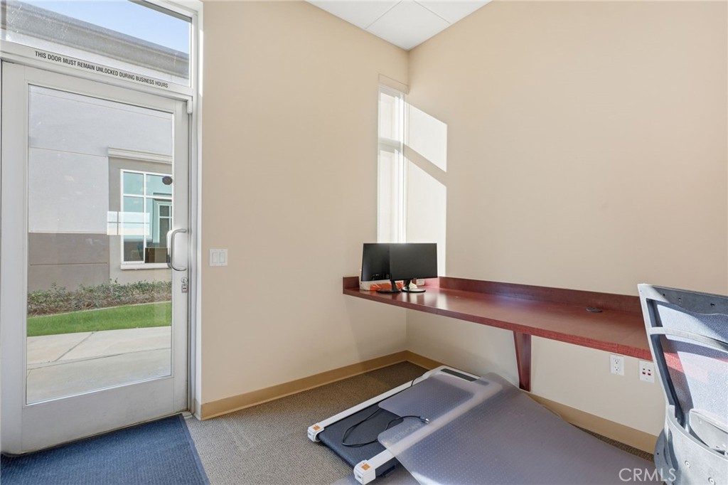 5839 Pine Ave 103 Property Photo 15