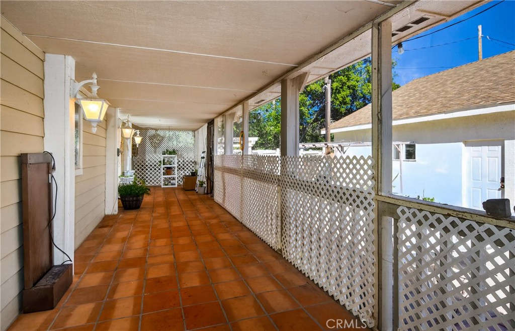 45670 Big Horn Property Photo 7