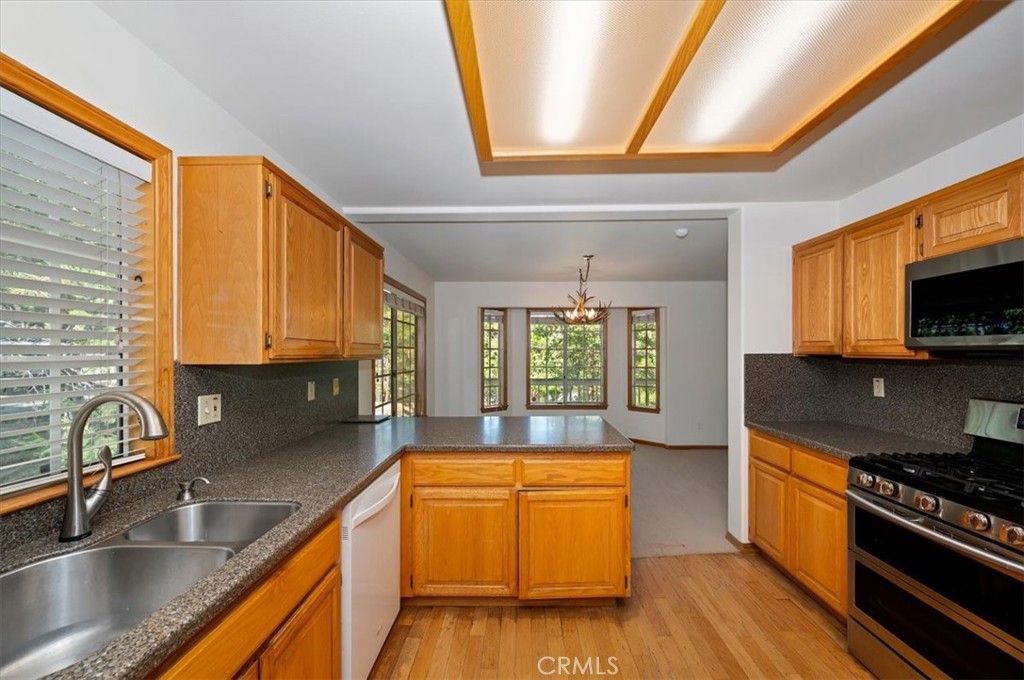 28223 North Bay Property Photo 11