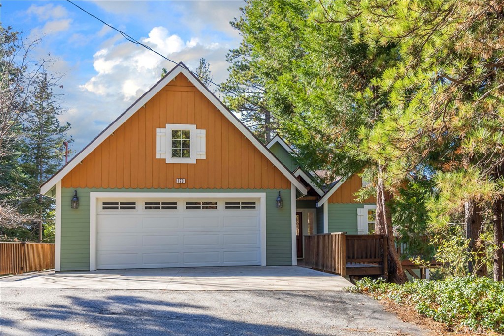 173 Grizzly Road Property Photo 3