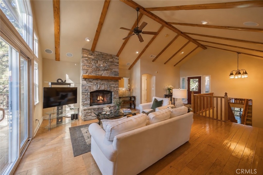 173 Grizzly Road Property Photo 4