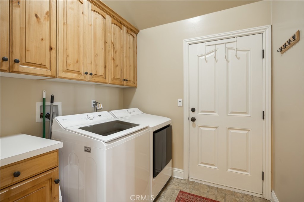 173 Grizzly Road Property Photo 37