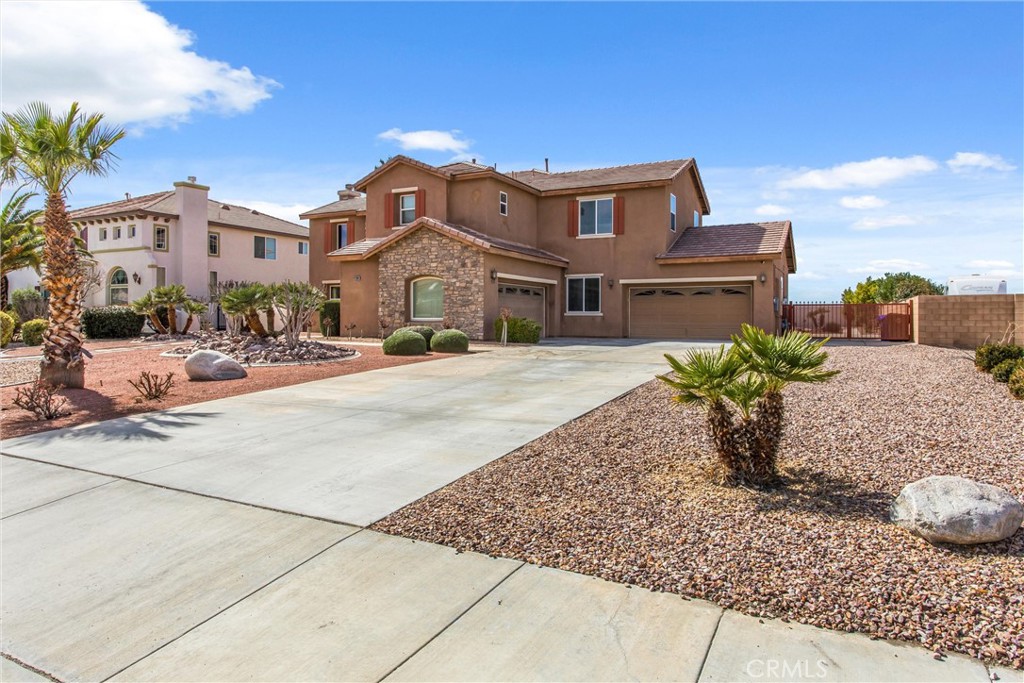 12690 Mar Vista Property Photo 4