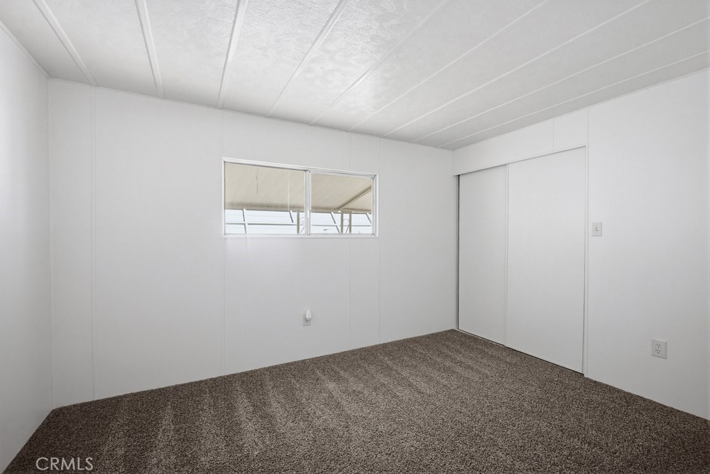 655 E Main Street 9 Property Photo 14
