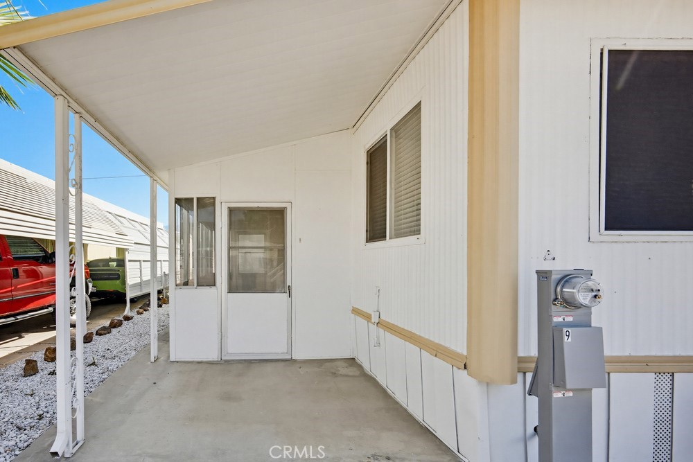 655 E Main Street 9 Property Photo 24