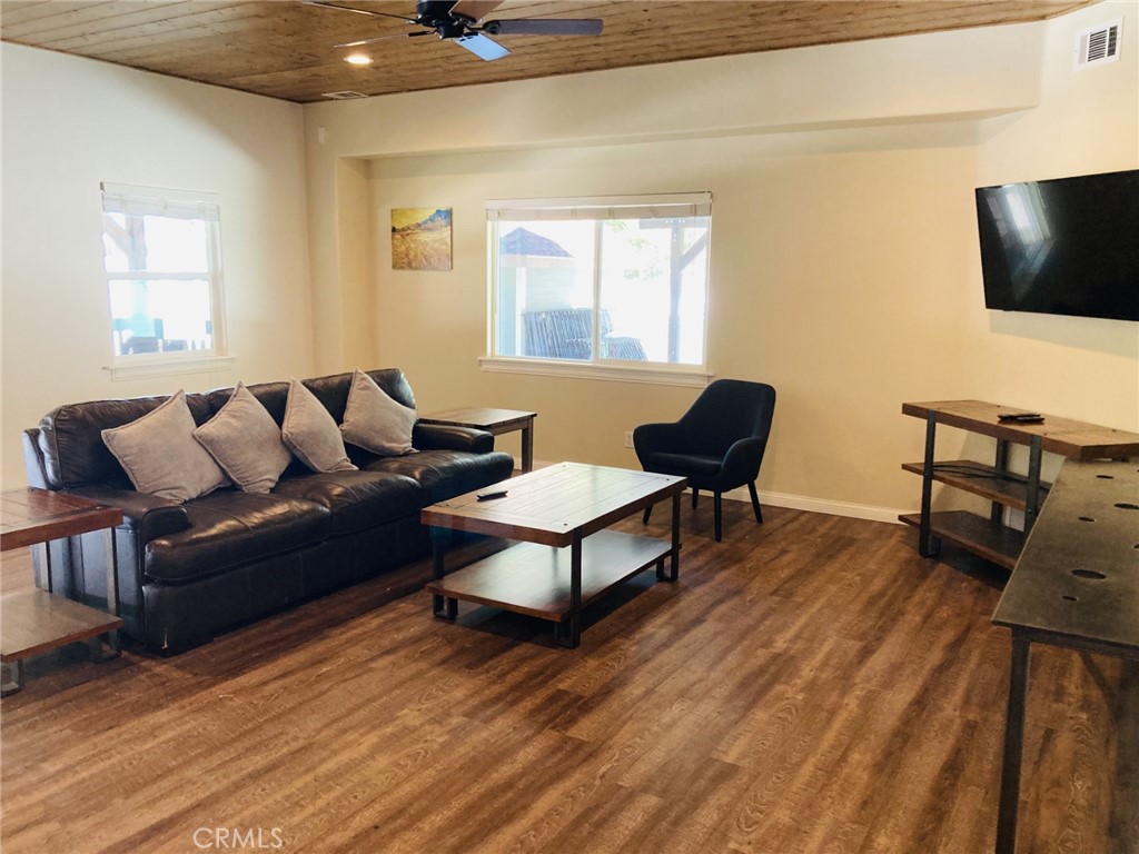 341 A Ca-173 Property Photo 12