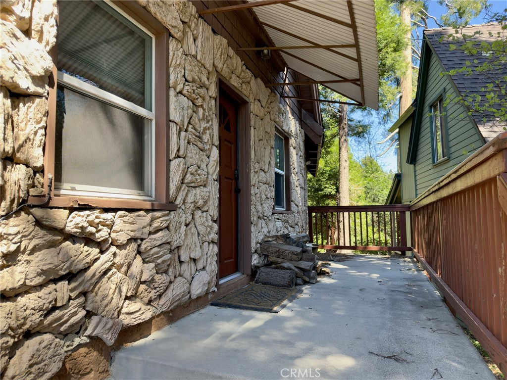 777 Ivy Lane Property Photo 4