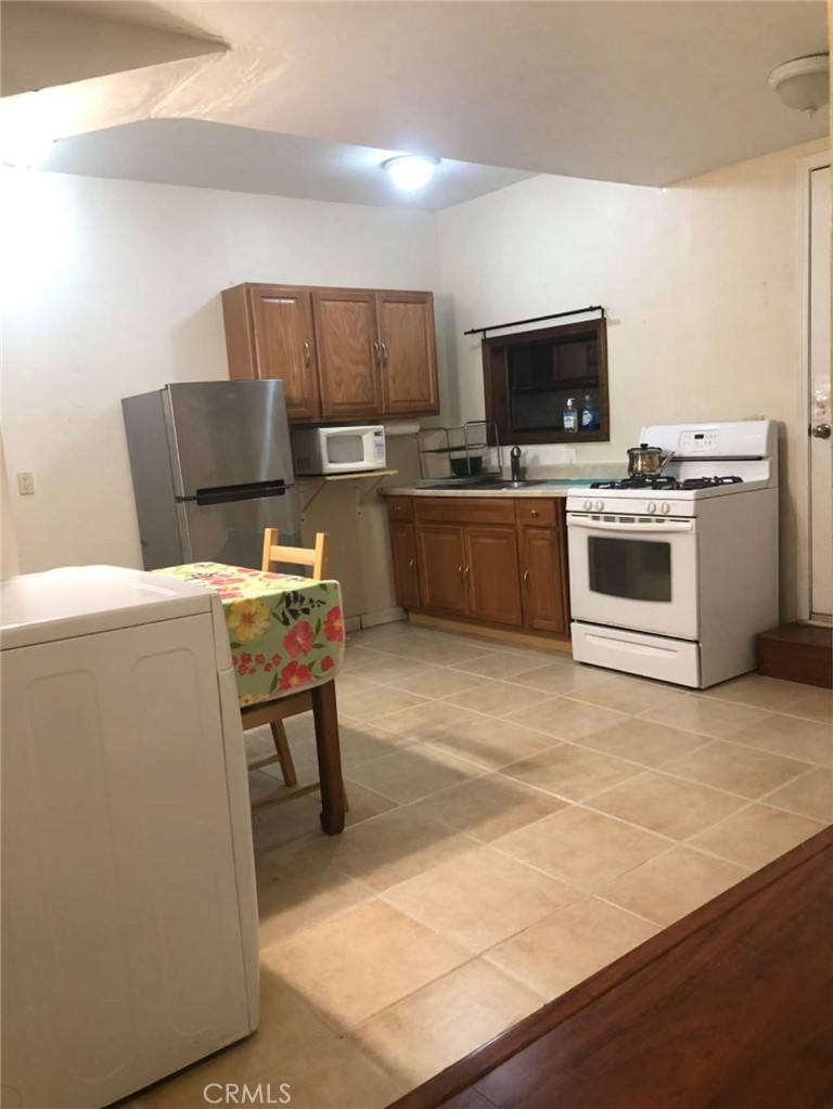 652 Arbula Property Photo 13