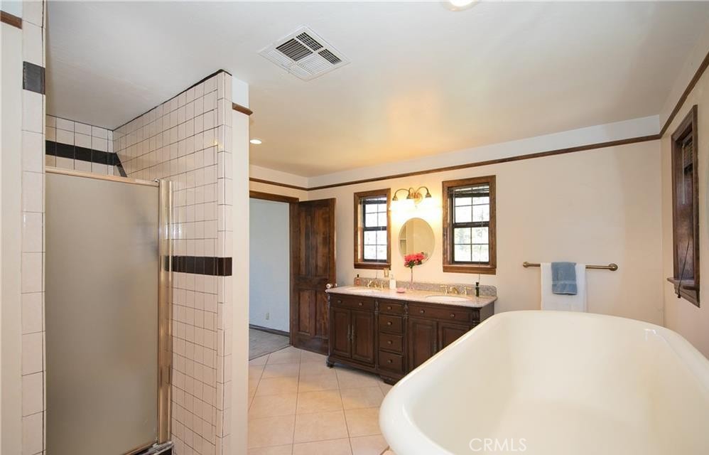 652 Arbula Property Photo 28