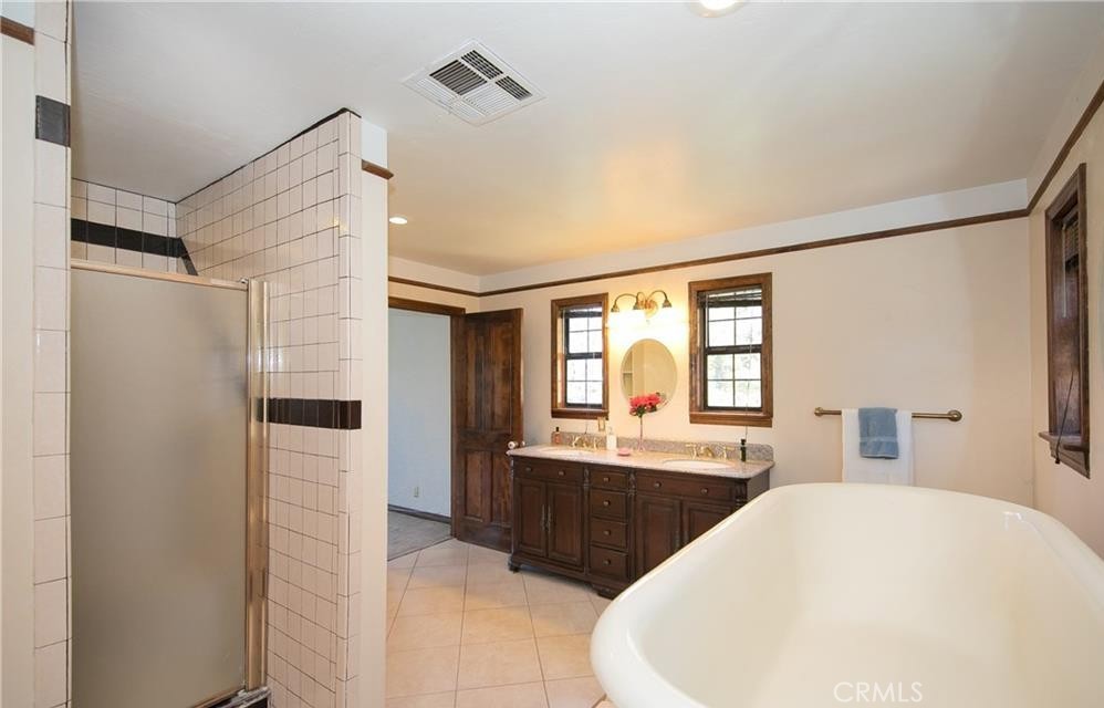 652 Arbula Property Photo 28