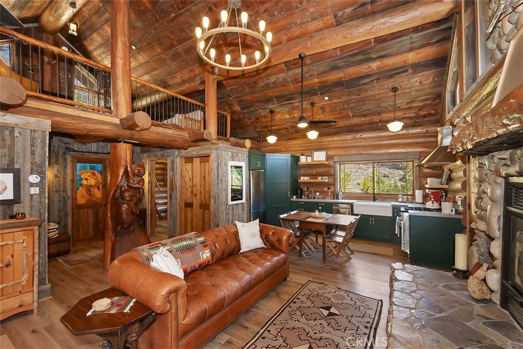 29632 Hook Creek Road Property Photo 6