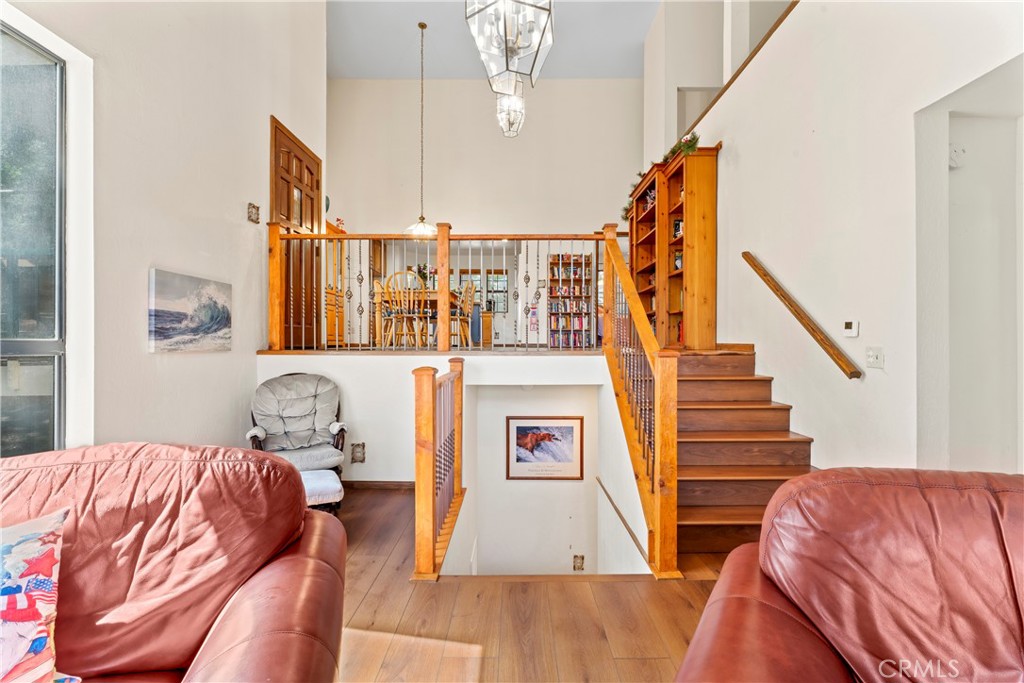 27528 Ashwood Lane Property Photo 11