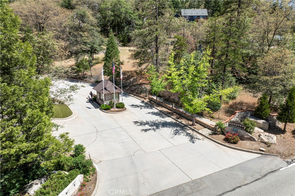 27528 Ashwood Lane Property Photo 42