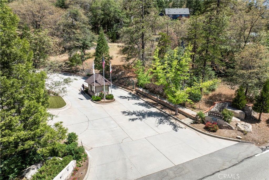 27528 Ashwood Lane Property Photo 42