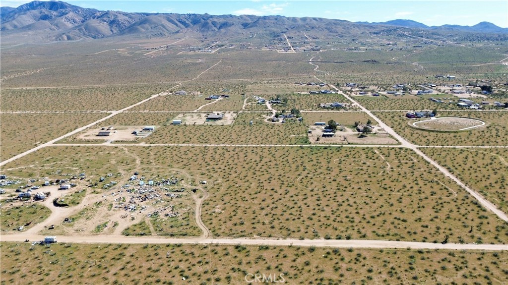 2 Via Seco Property Photo 6
