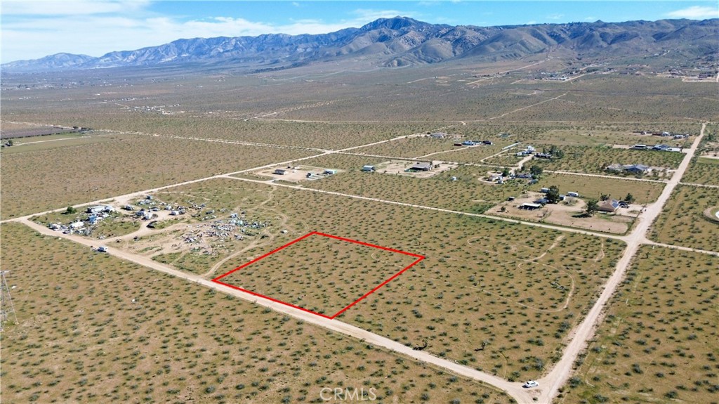 2 Via Seco Property Photo 9