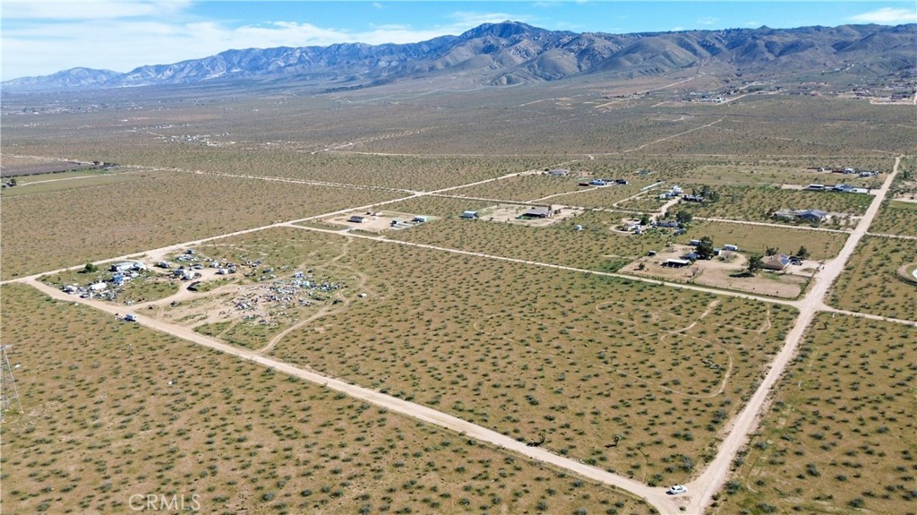 2 Via Seco Property Photo 10