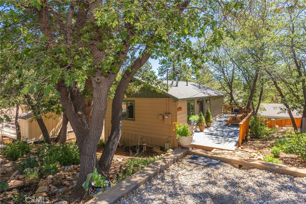 875 Santa Barbara Property Photo 1