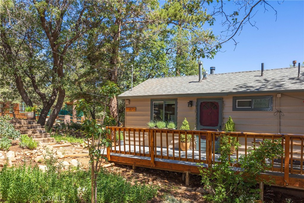 875 Santa Barbara Property Photo 9