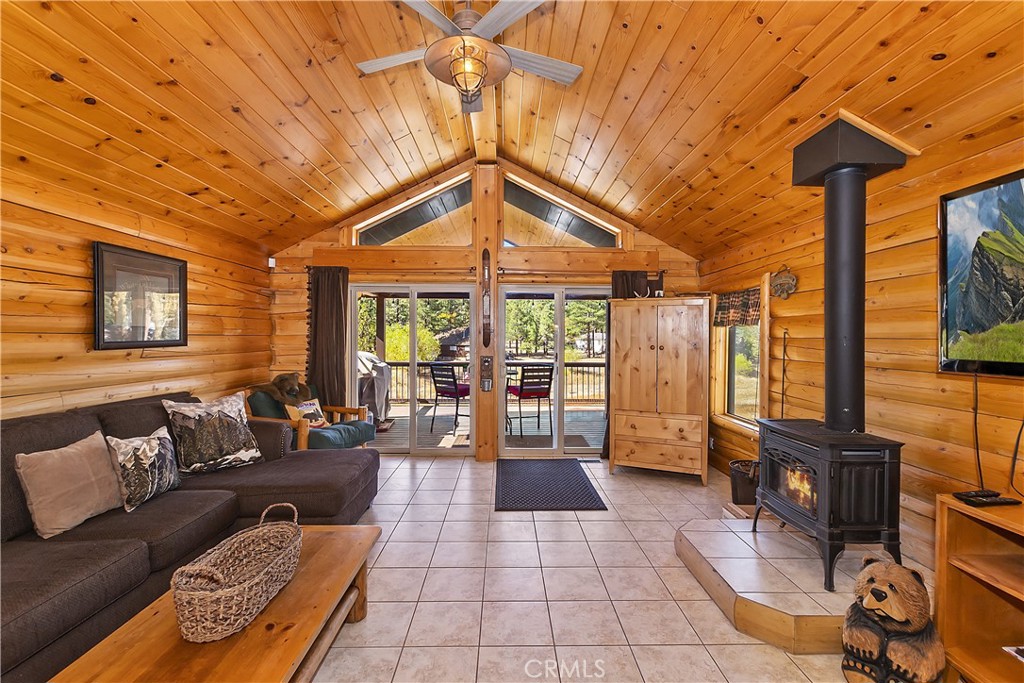 228 Lagunita Property Photo 11
