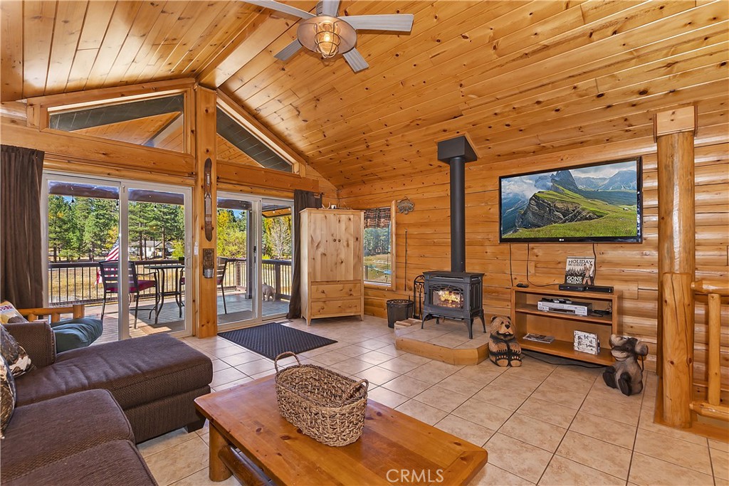 228 Lagunita Property Photo 12