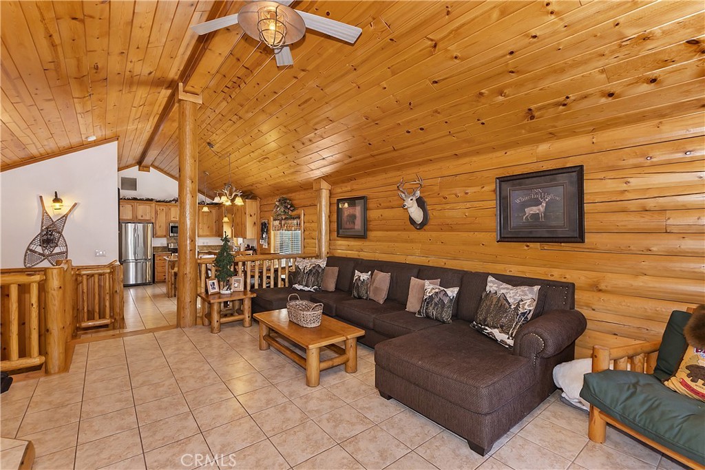 228 Lagunita Property Photo 14