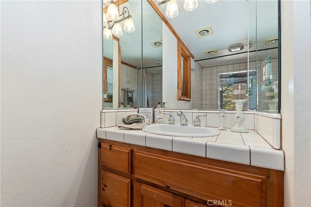 228 Lagunita Property Photo 32