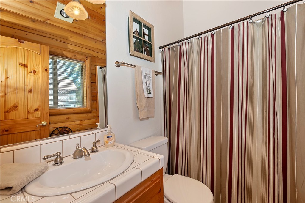 228 Lagunita Property Photo 35