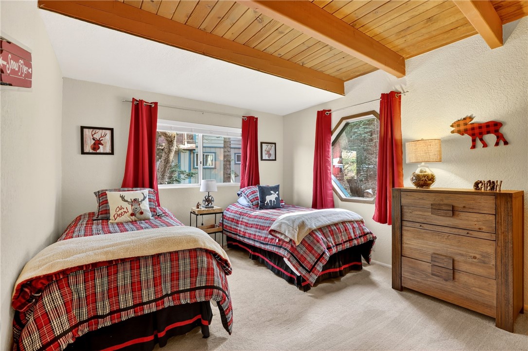 26633 Thunderbird Property Photo 26