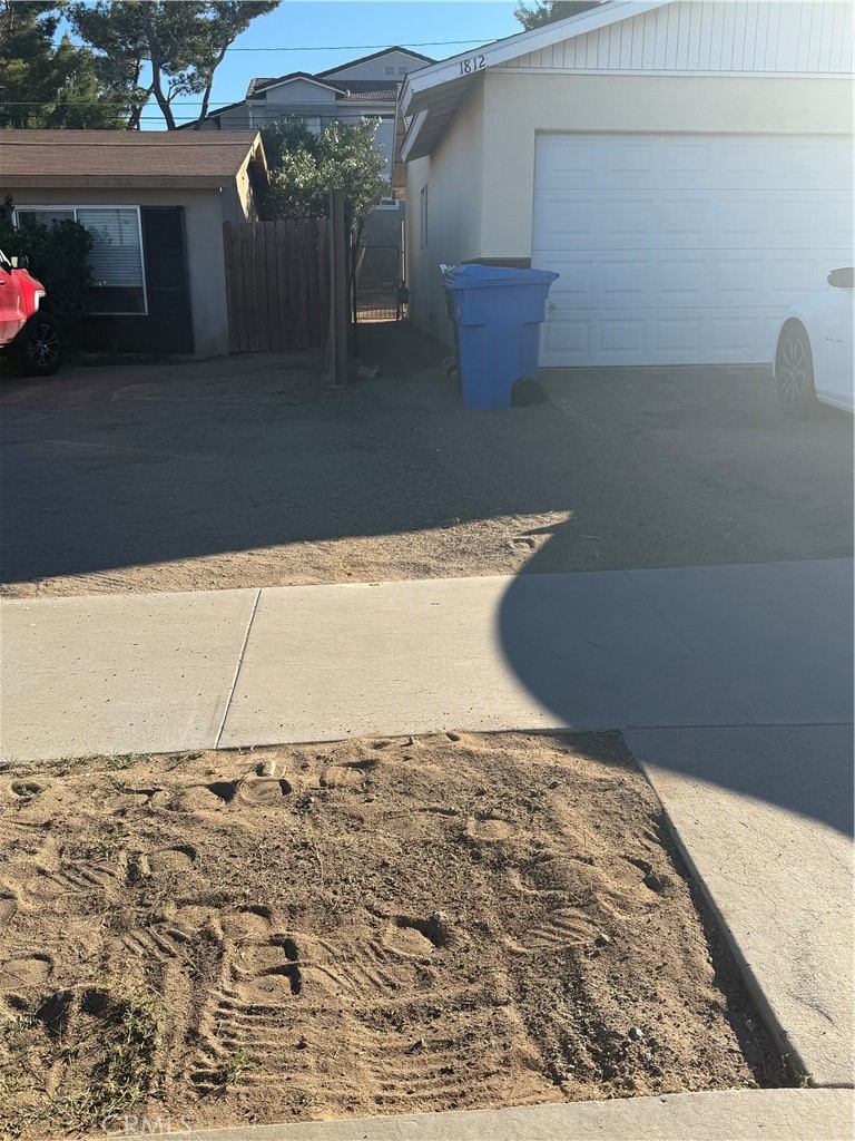 1812 Calico Property Photo 7