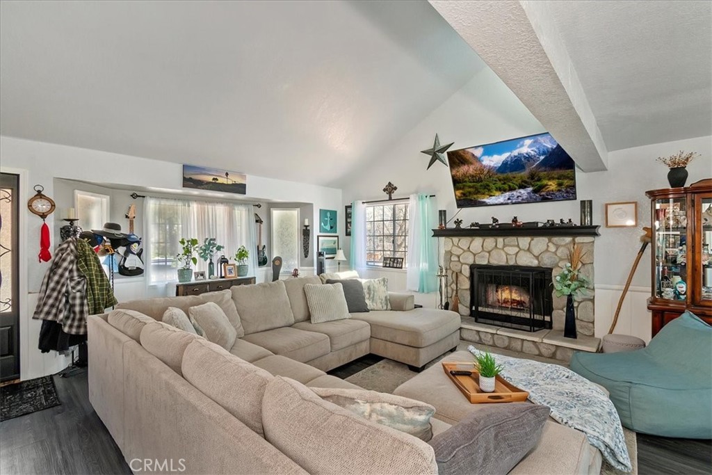 1211 Yosemite Property Photo 7