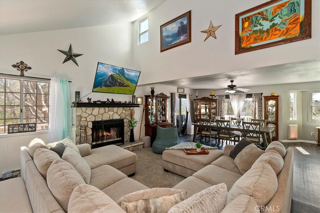 1211 Yosemite Property Photo 8