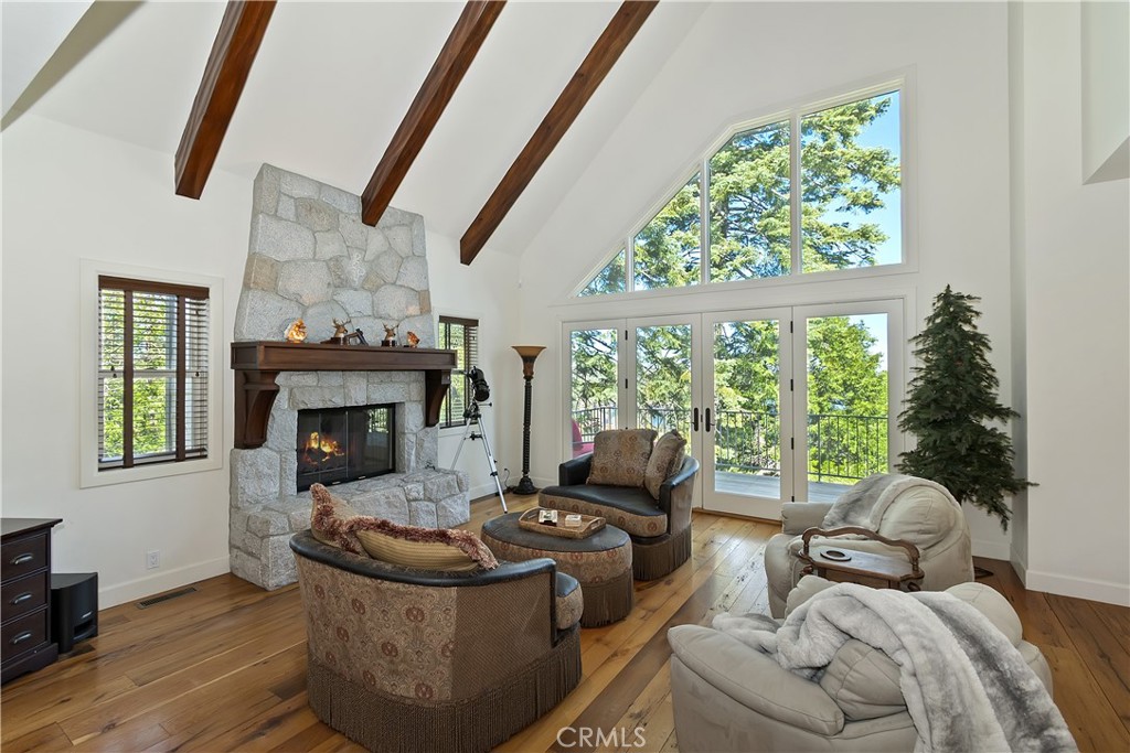 319 Mittry Lane Property Photo 2