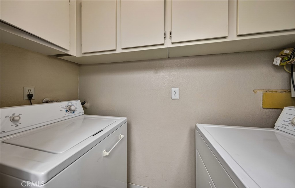246 E Fern 205 Property Photo 10