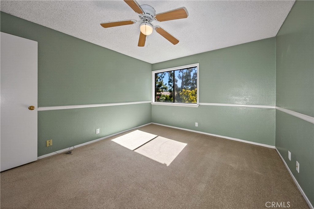 246 E Fern 205 Property Photo 13