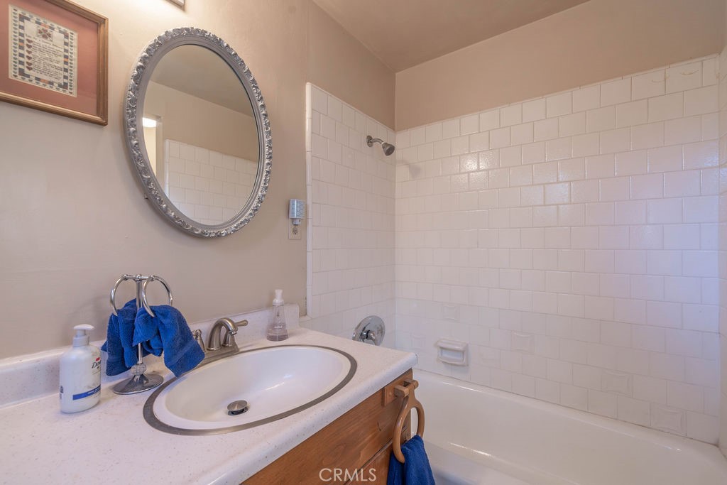41789 Comstock Property Photo 25