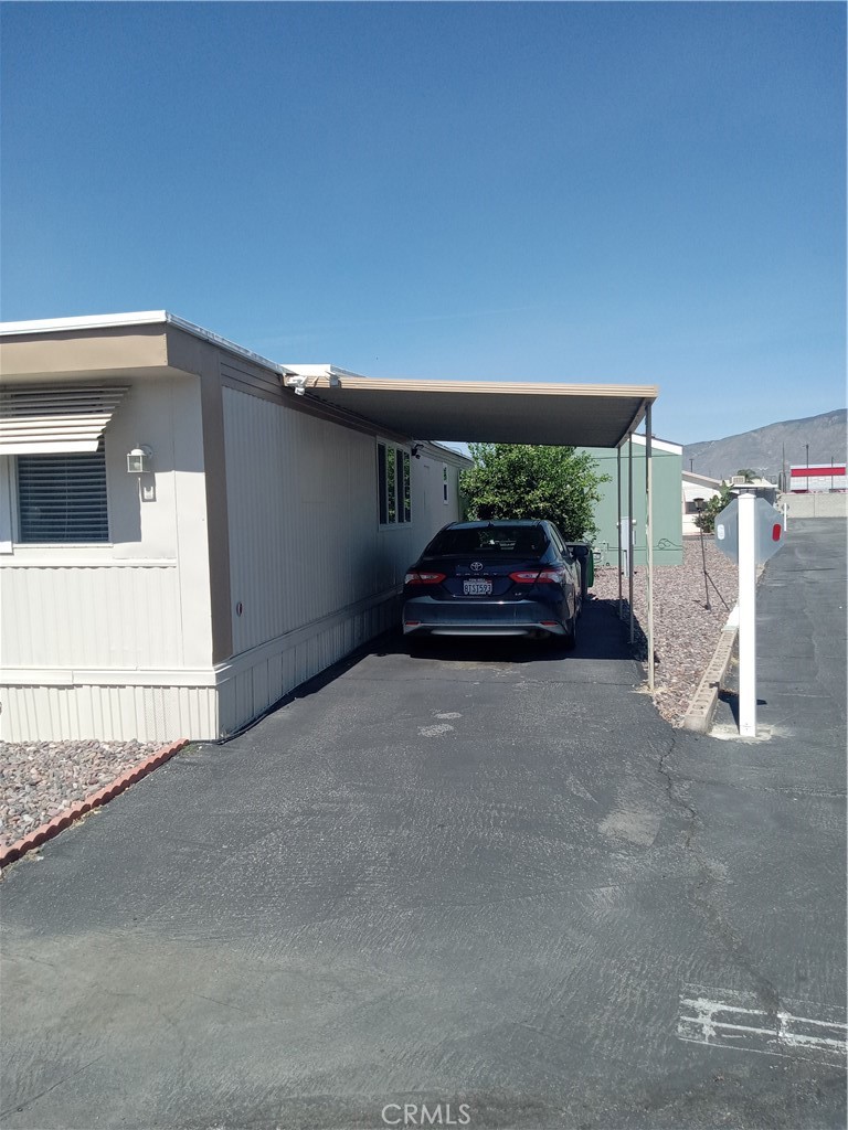 1600 S San Jacinto Avenue 52 Property Photo 3