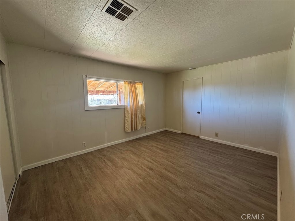 38275 Kirby Property Photo 12
