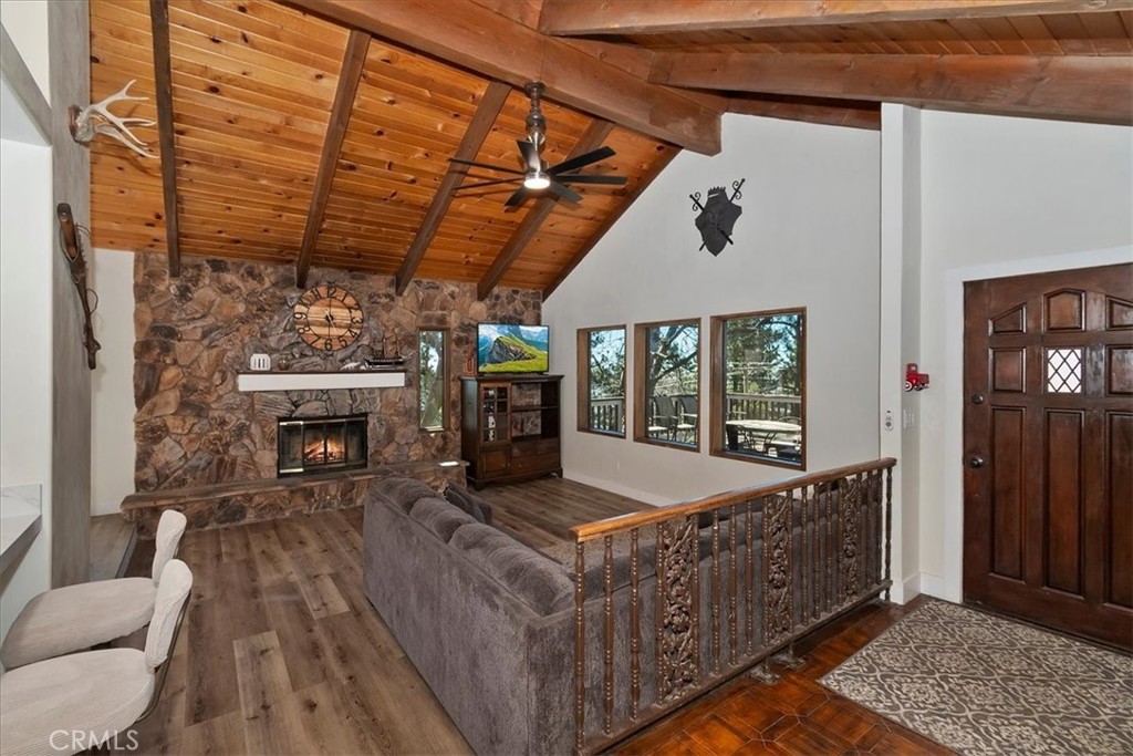 30573 Live Oak Property Photo 13