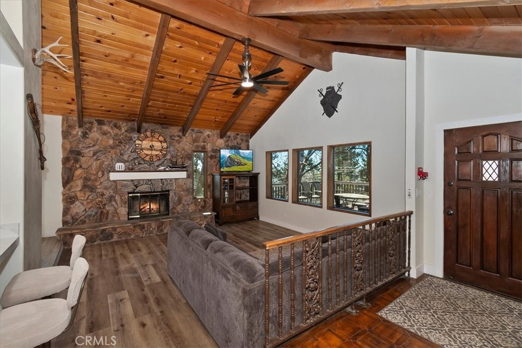30573 Live Oak Property Photo 13