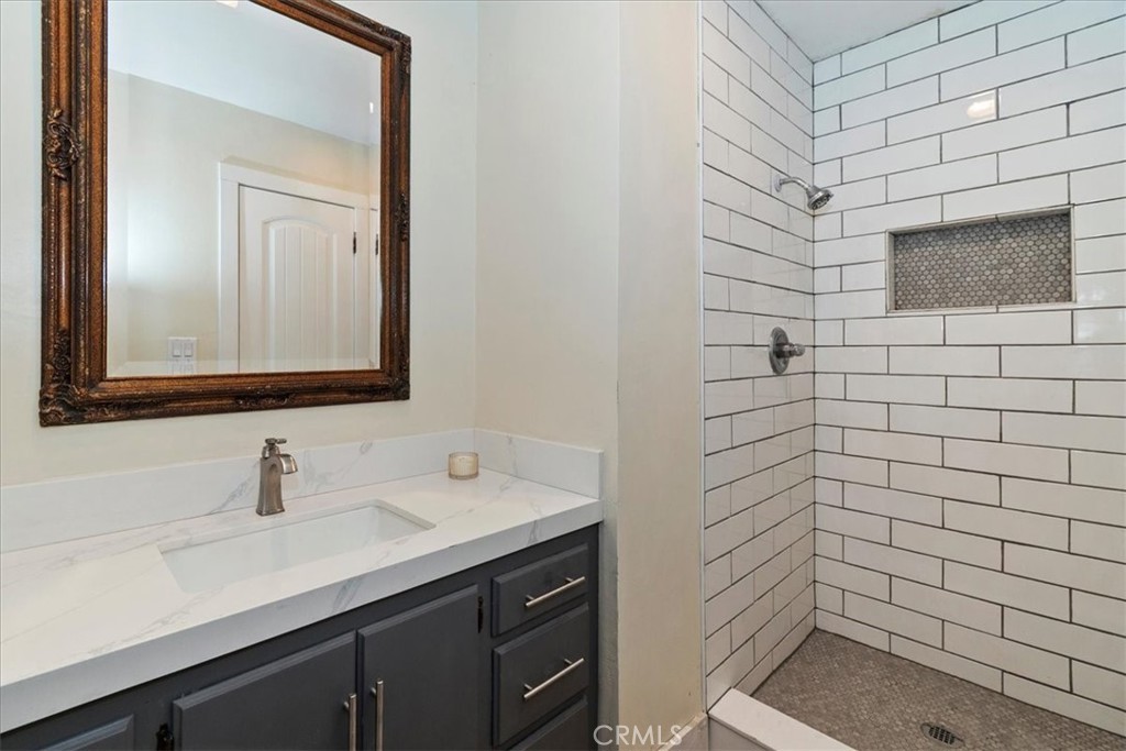 30573 Live Oak Property Photo 34