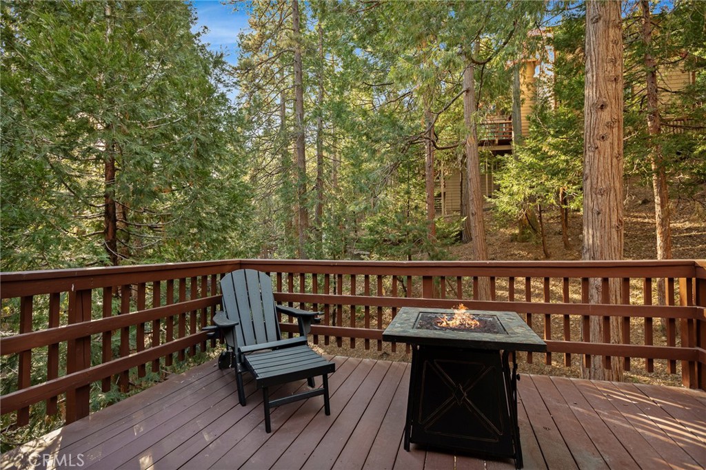 831 Nadelhorn Property Photo 6
