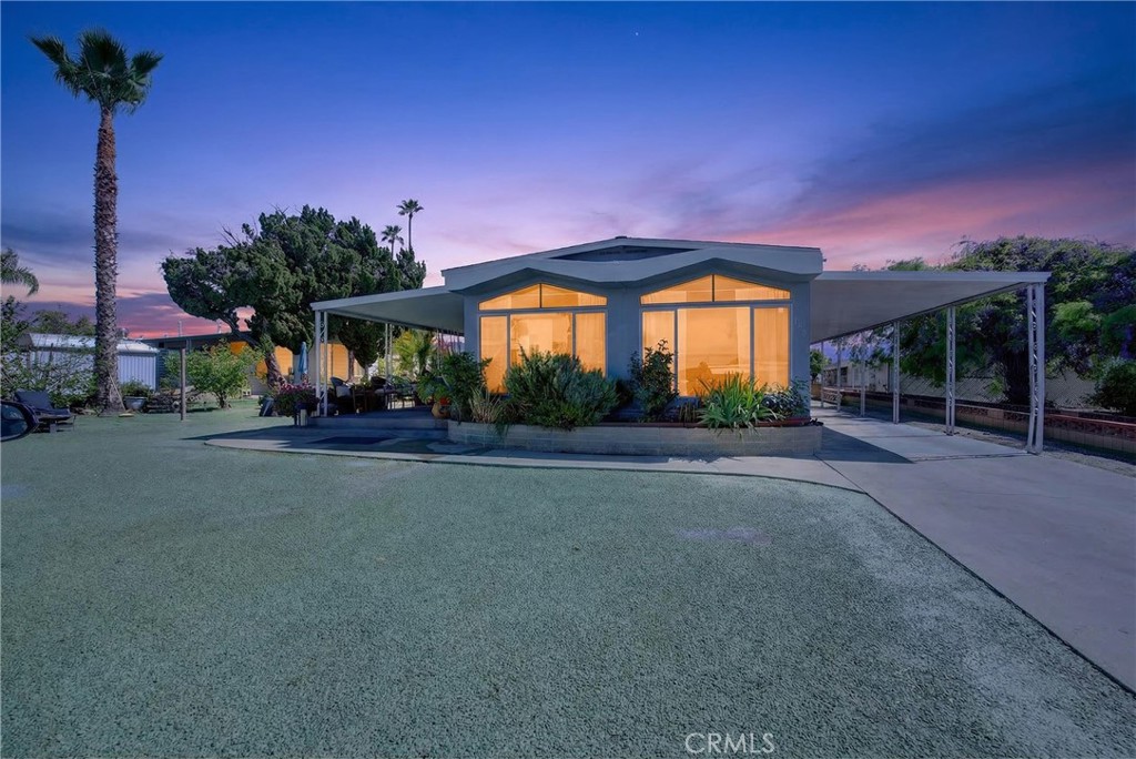 780 Santa Clara Circle Property Photo 1
