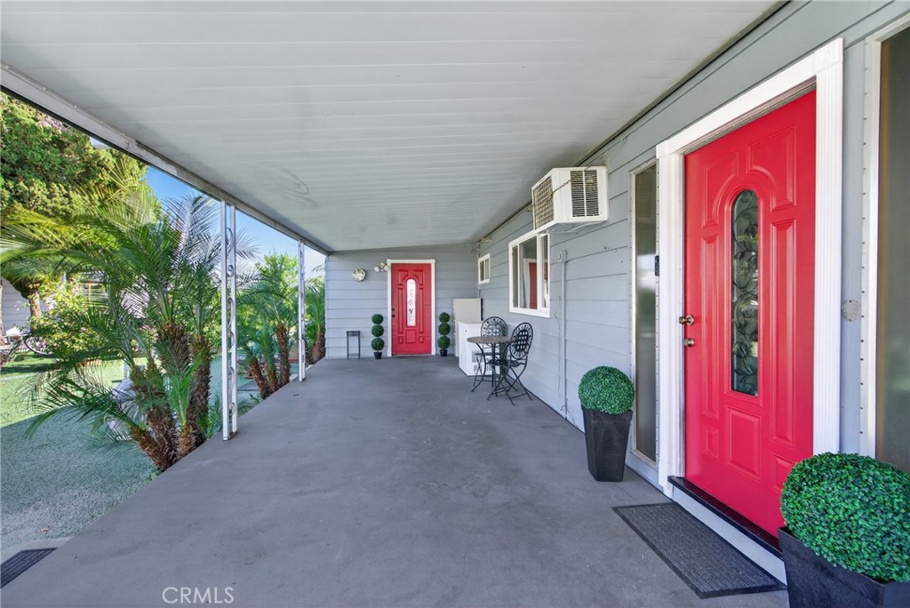 780 Santa Clara Circle Property Photo 3