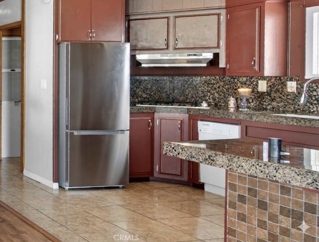 780 Santa Clara Circle Property Photo 9
